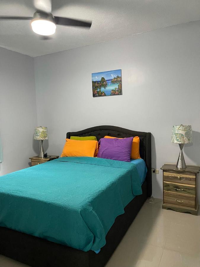 Jamrock Suites Кингстън Екстериор снимка